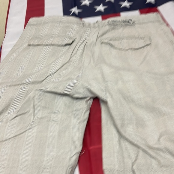 Mens dress up shorts plaid grey - Picture 5 of 5